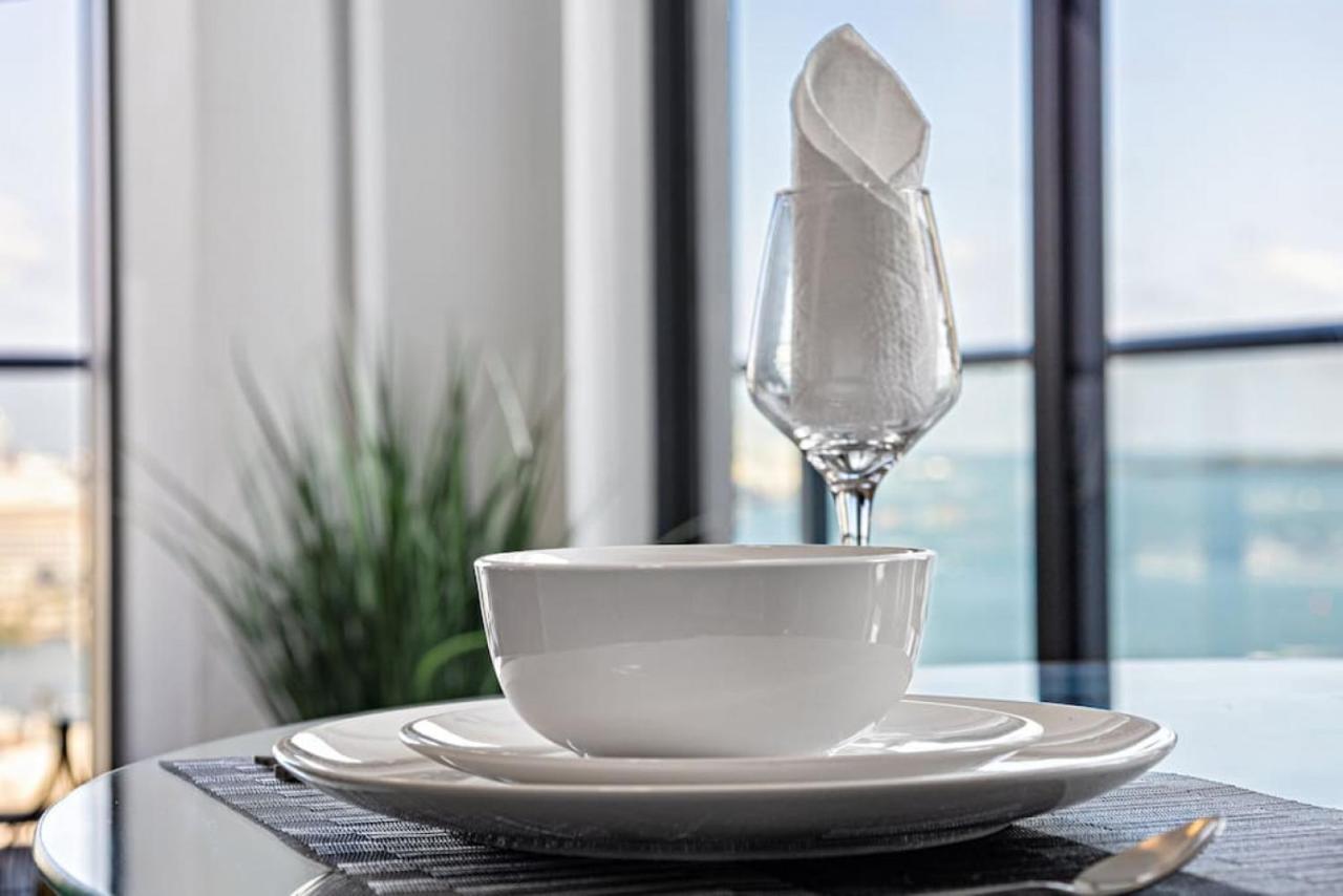 Corner Condo W/ Unrivaled Views Miami Luaran gambar